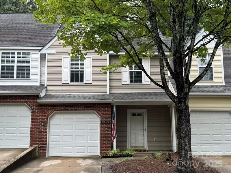8763 Robinson Forest DR, Charlotte, NC 28277