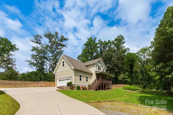 Fletcher, NC 28732,400 Emmas Grove RD