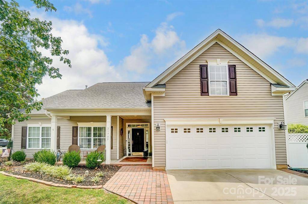 21705 Torrence Chapel RD, Cornelius, NC 28031