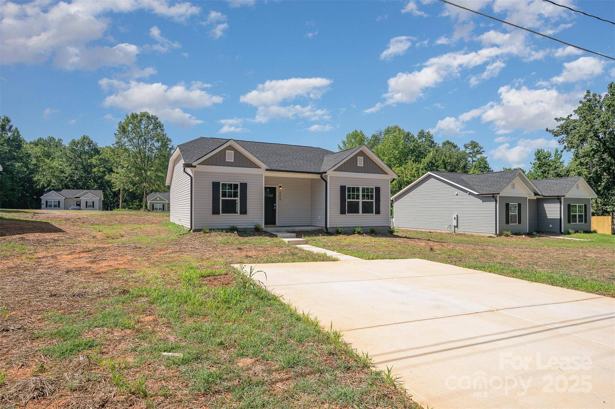 Gastonia, NC 28052,605 Queens RD