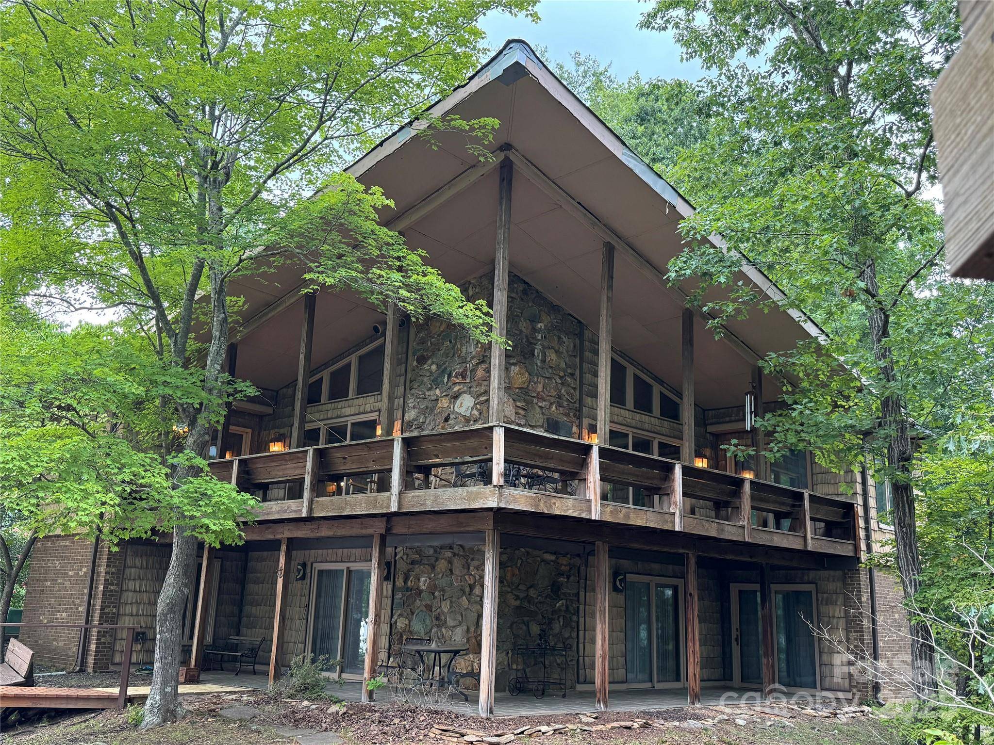 179 Mountainview LN, Troy, NC 27371