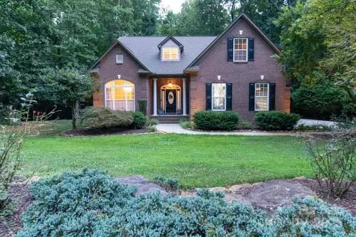 207 Streamside PL, Mooresville, NC 28115