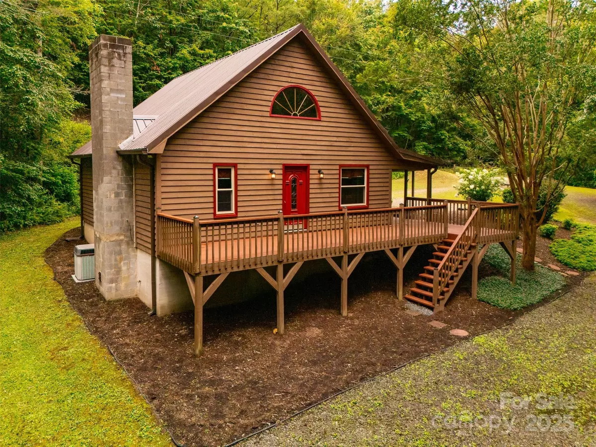 Lenoir, NC 28645,3443 Valley DR