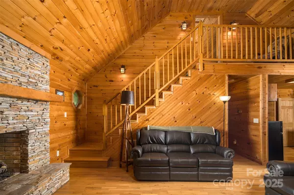 Lenoir, NC 28645,3443 Valley DR