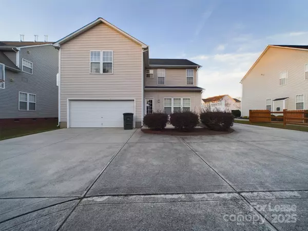 Concord, NC 28027,2628 NW Sunberry LN