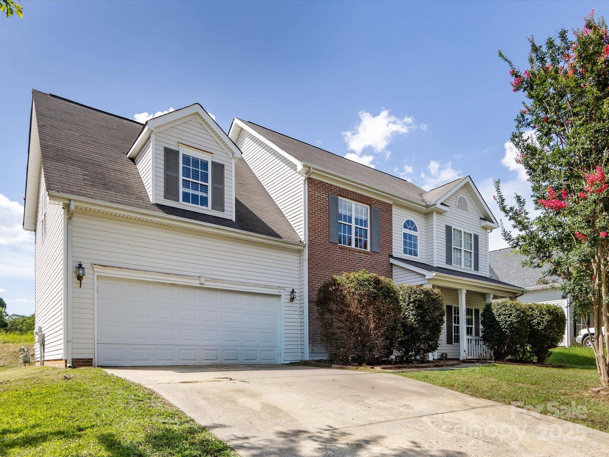 3509 Joel Turner DR, Charlotte, NC 28216