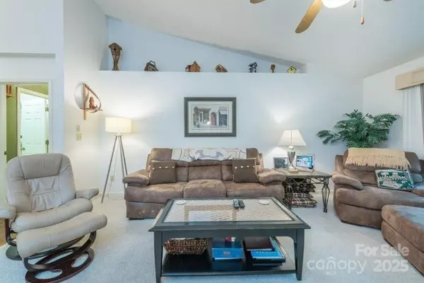 Lake Lure, NC 28746,132 Fern LOOP