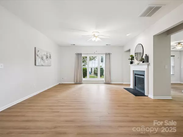 Fort Mill, SC 29708,6507 Black Oasis CIR