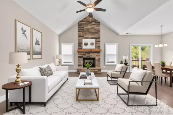 Hendersonville, NC 28792,66 Leyland CIR