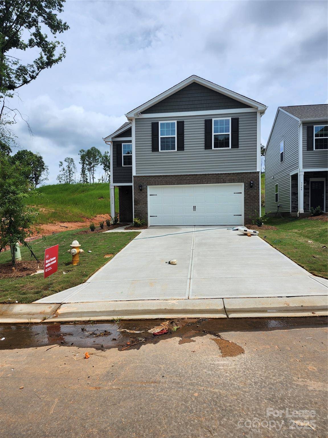 3752 13th ST NE, Hickory, NC 28601
