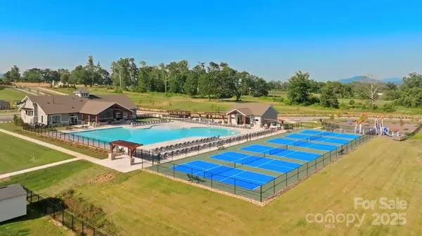 Fletcher, NC 28732,288 Salers RD