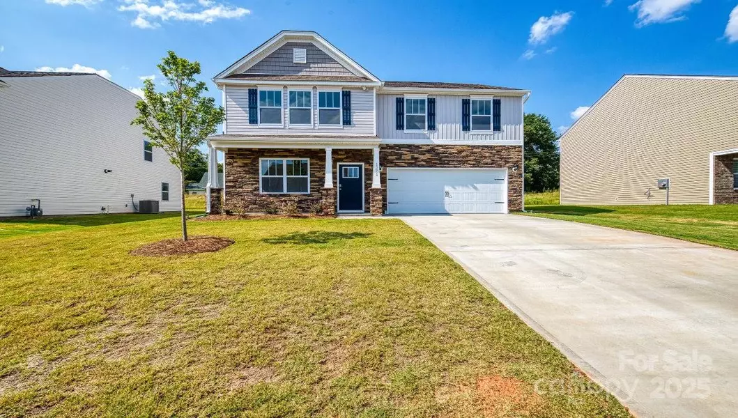 288 Salers RD, Fletcher, NC 28732