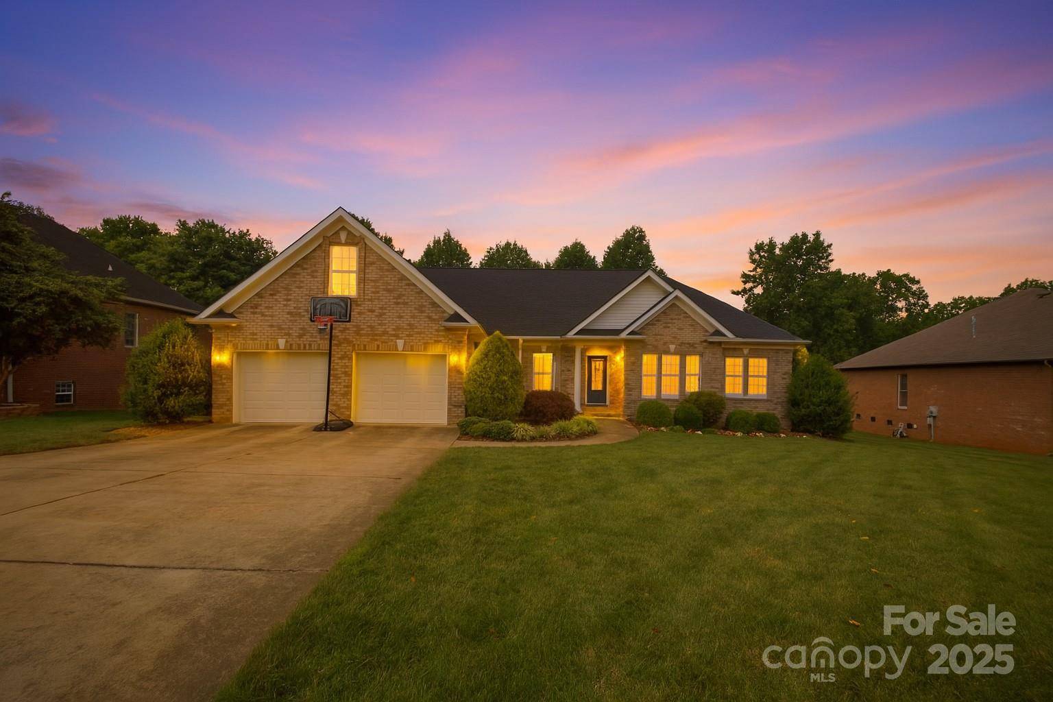 179 Browning DR, Taylorsville, NC 28681