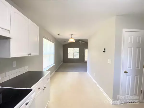 Charlotte, NC 28214,5522 Stone Bluff CT