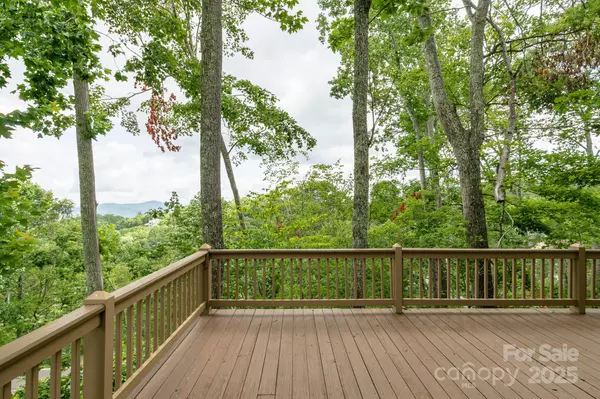 Burnsville, NC 28714,2163 Mountain Air DR