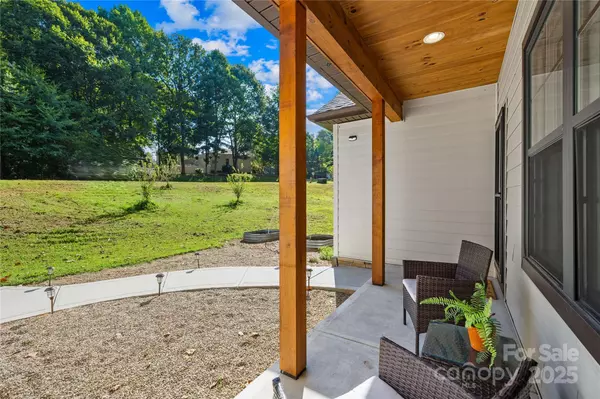 Troutman, NC 28166,171 Shenandoah LOOP