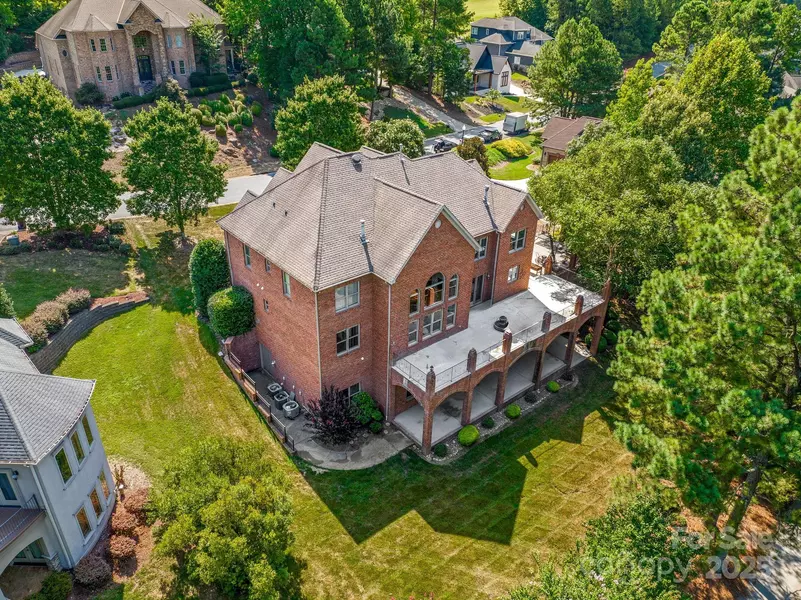 1487 Winged Foot DR, Denver, NC 28037