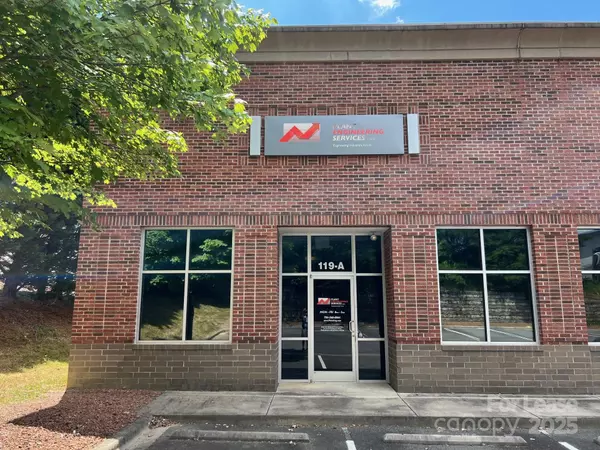 119 Poplar Pointe DR #A, Mooresville, NC 28117