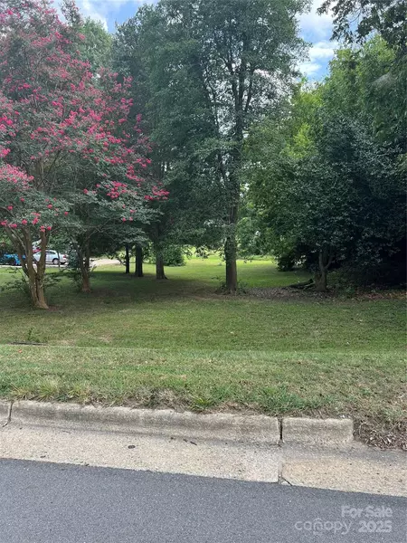 0000 Lane ST, Kannapolis, NC 28083