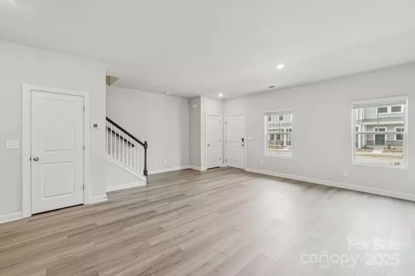 Mooresville, NC 28117,105 Ciara PL #B