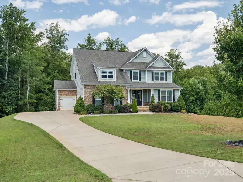 125 Rain Shadow DR, Mooresville, NC 28115