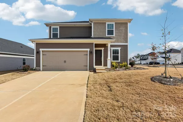 1421 Windy Park DR, Stanley, NC 28164