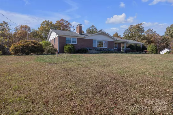 Taylorsville, NC 28681,1103 Sam Hefner RD