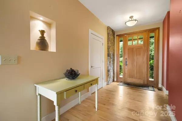 Leicester, NC 28748,16 Pearl Mountain RDG