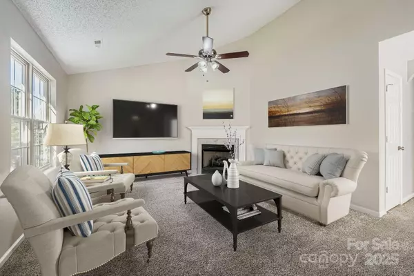 Charlotte, NC 28216,3703 Silver Ore LN