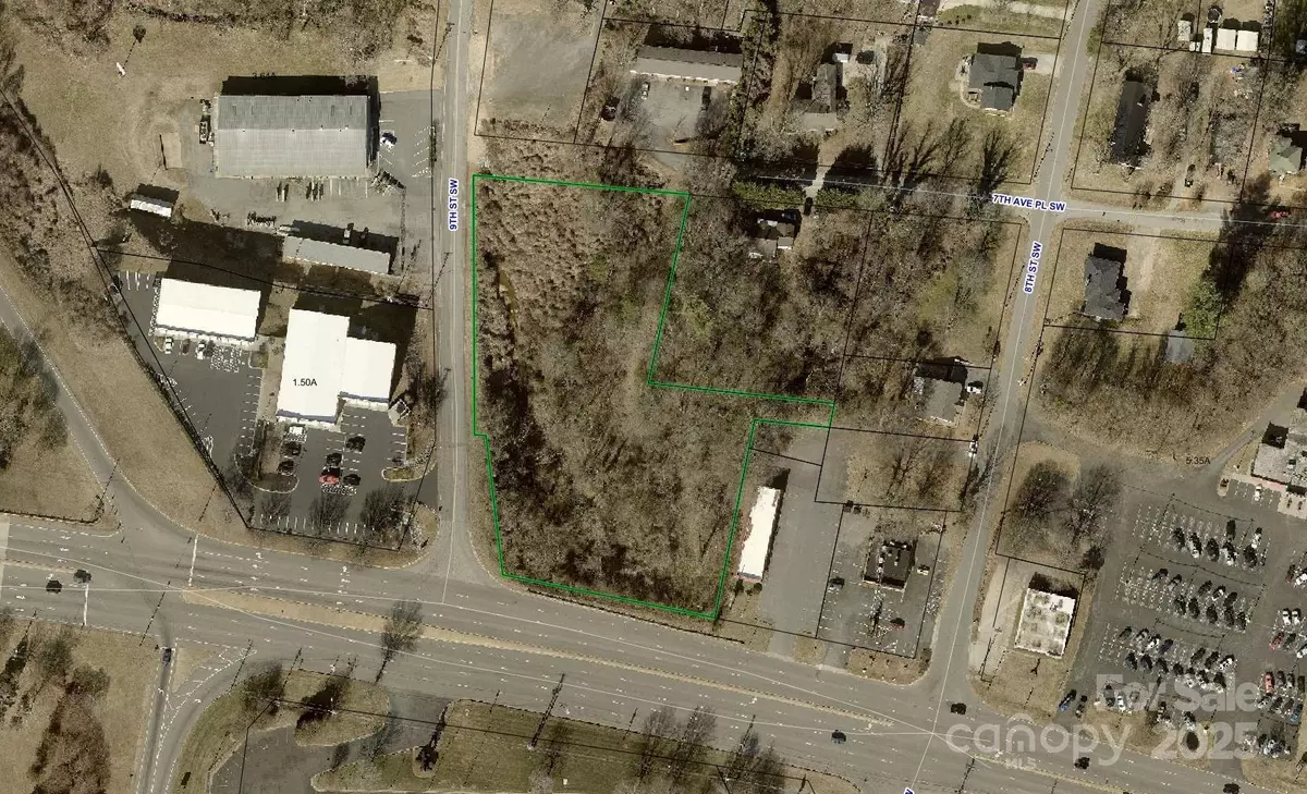 Hickory, NC 28602,721 9th ST SW