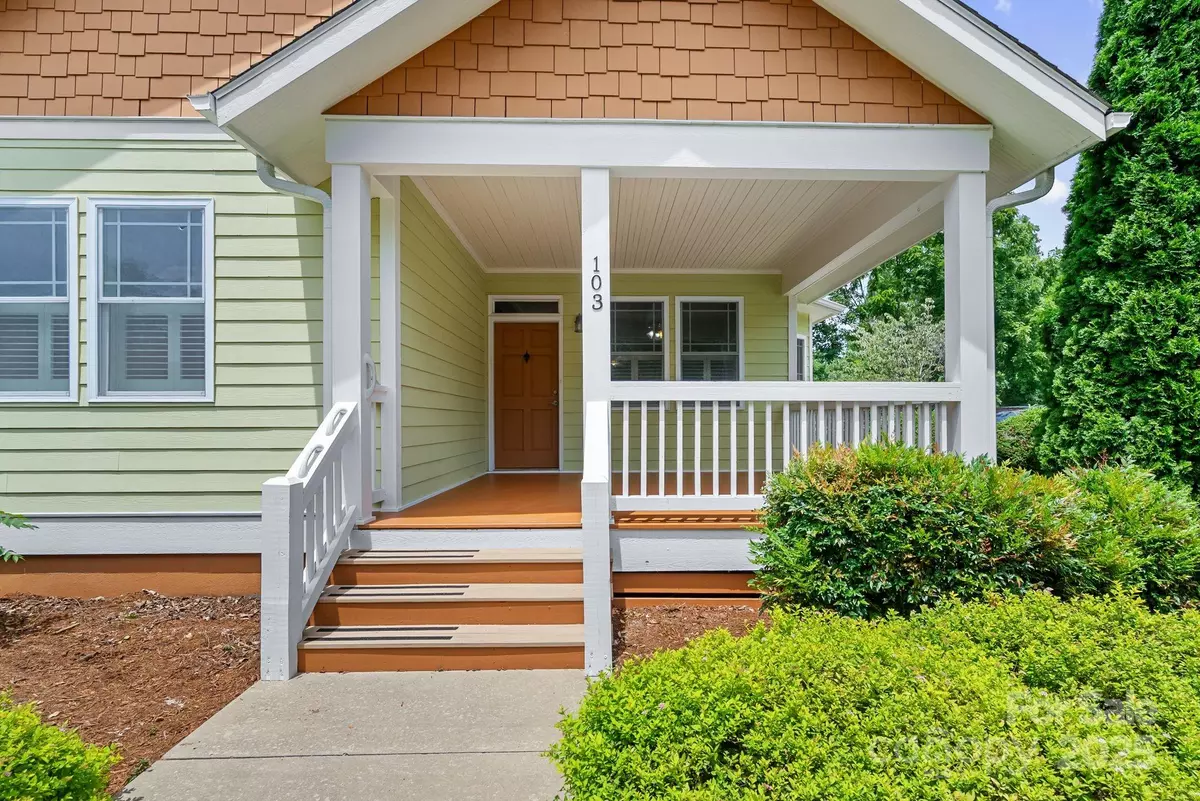 Asheville, NC 28806,11 Myra PL #103