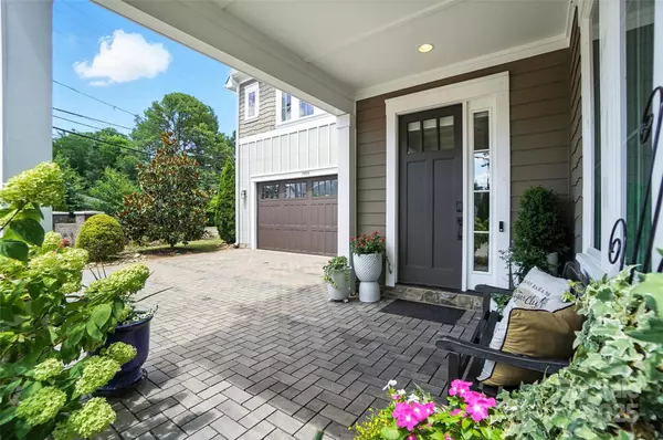 Charlotte, NC 28226,7903 Rea View CT