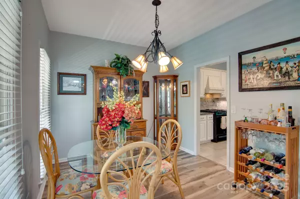 Hickory, NC 28601,3720 25th Street PL NE