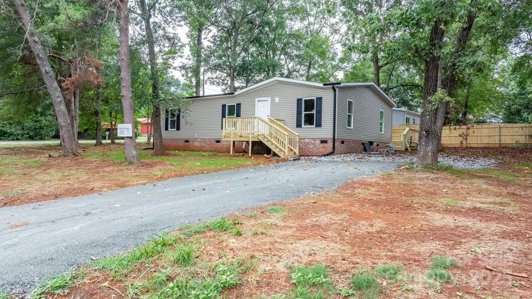 536 Lincoln View RD, Lincolnton, NC 28092