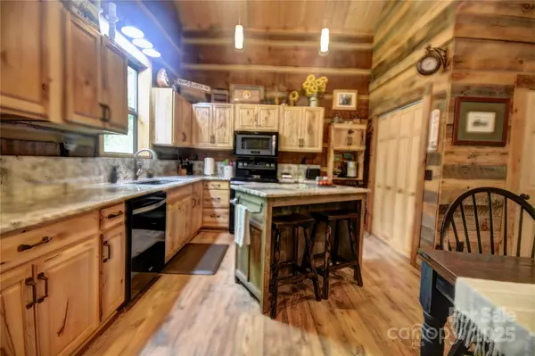 Waynesville, NC 28785,120 Spotted Fawn LN