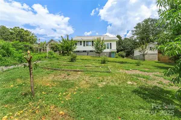 Marion, NC 28752,497 Ridge RD