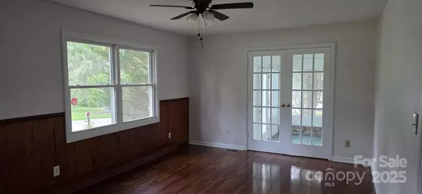 Asheville, NC 28805,6 Fairway DR