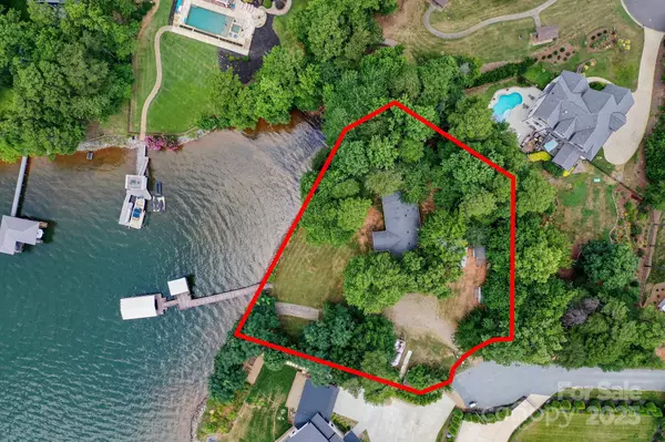 Mooresville, NC 28117,136 Buttercup DR