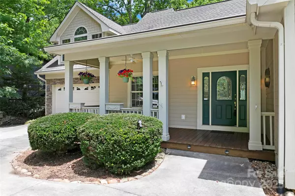 Brevard, NC 28712,16 Uloque CT #L22/U21