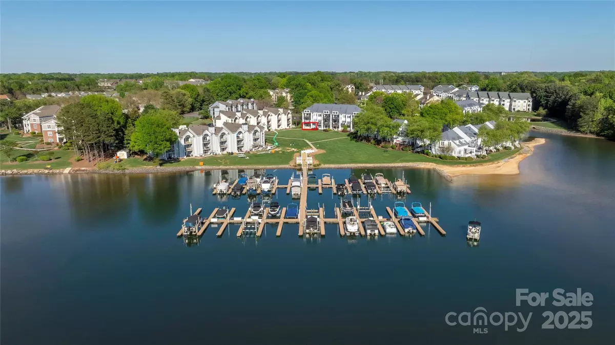 Cornelius, NC 28031,18700 Nautical DR #101