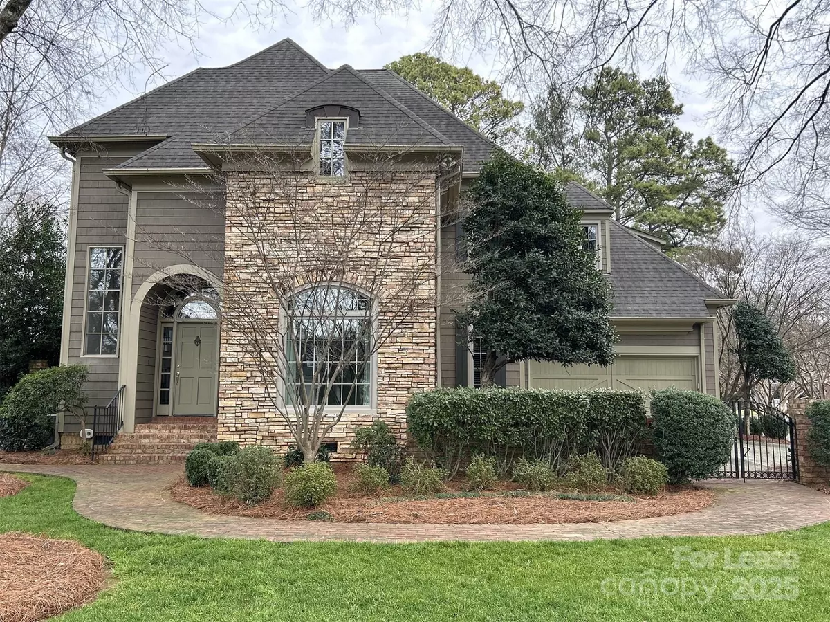Charlotte, NC 28211,2735 Sharon RD