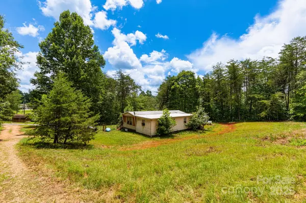 Marion, NC 28752,234 Mt Pleasant Church RD