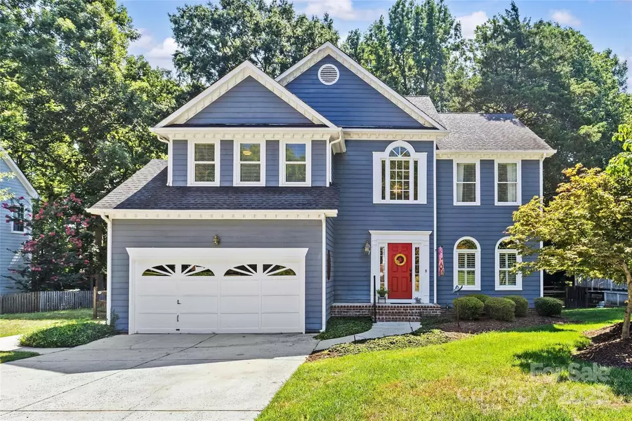 9200 Crofton Springs DR, Charlotte, NC 28269