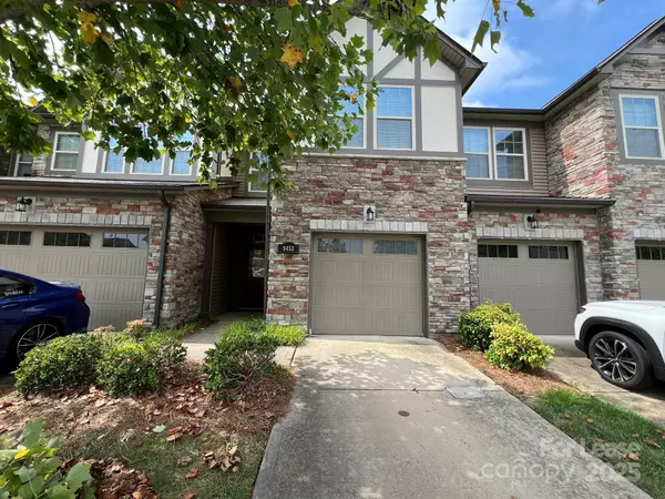 9453 Glenburn LN, Charlotte, NC 28278