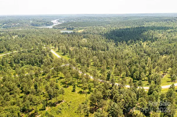 Connelly Springs, NC 28612,2266 Jumping RUN