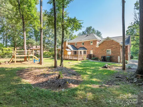 Concord, NC 28027,1231 Bennington DR NW