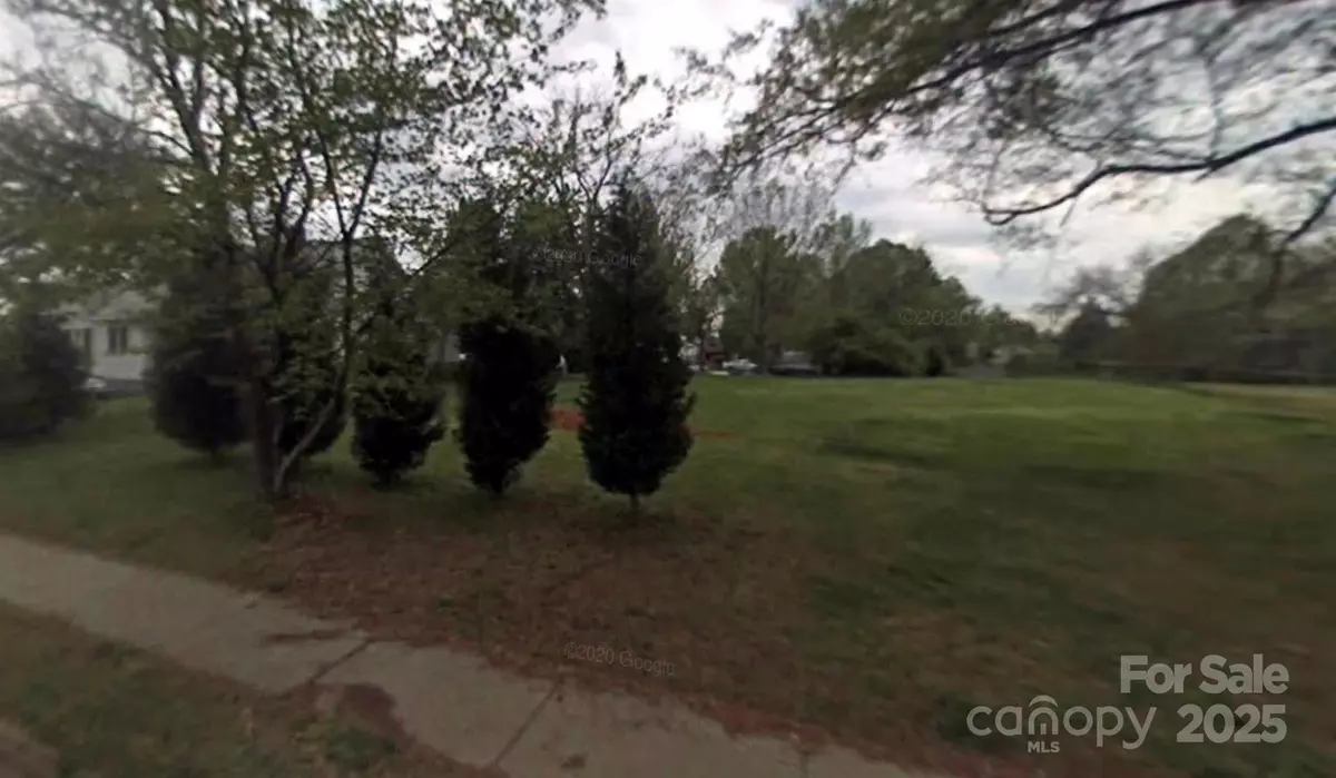 Statesville, NC 28677,646 W Sharpe ST