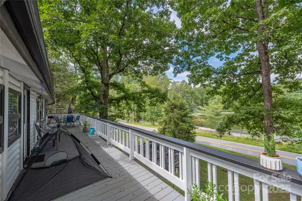 Flat Rock, NC 28731,20 Lake Jordan DR #503