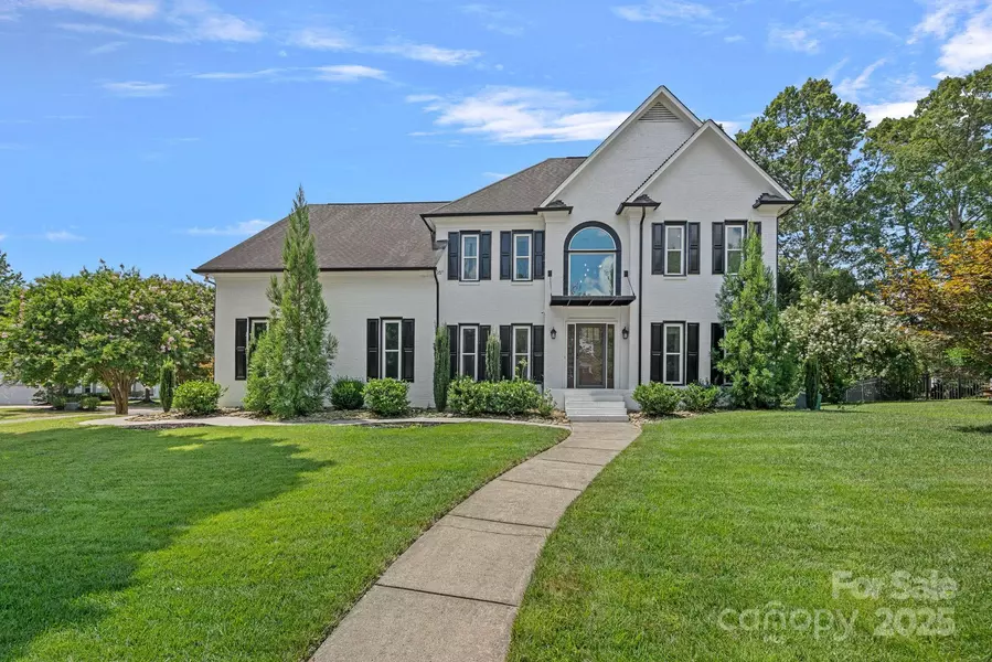 8948 Devonshire DR, Huntersville, NC 28078
