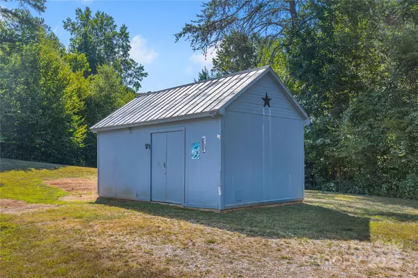 Clover, SC 29710,953 Bollinger Pond DR